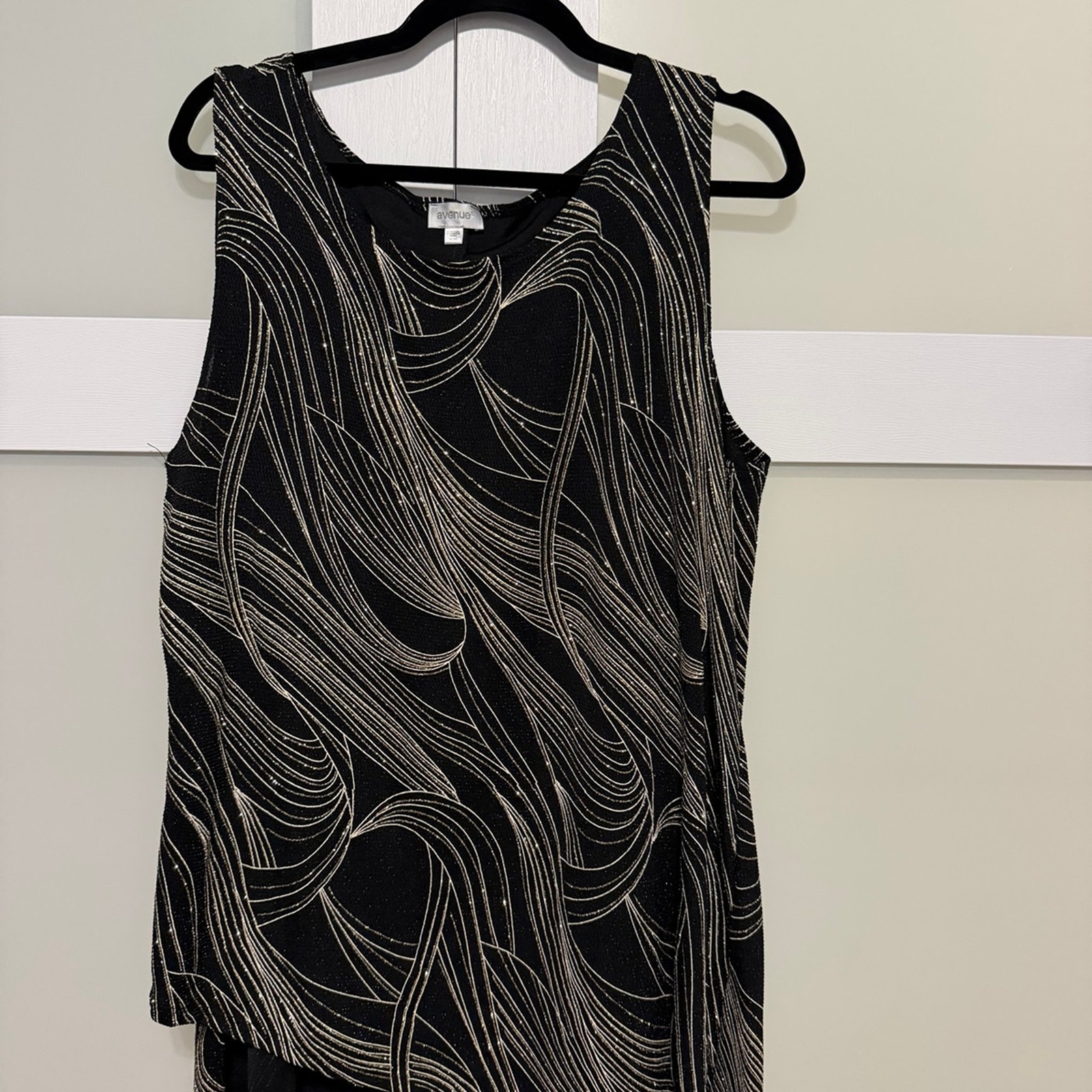 Avenue Women’s Sleeveless Layered Tunic Top Size 18/20 Black Gold Shimmer